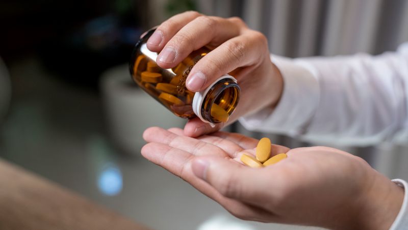 Abnehmen und gleichzeitig Muskelmasse aufbauen mit Fitnesshaus24 Anabolika
