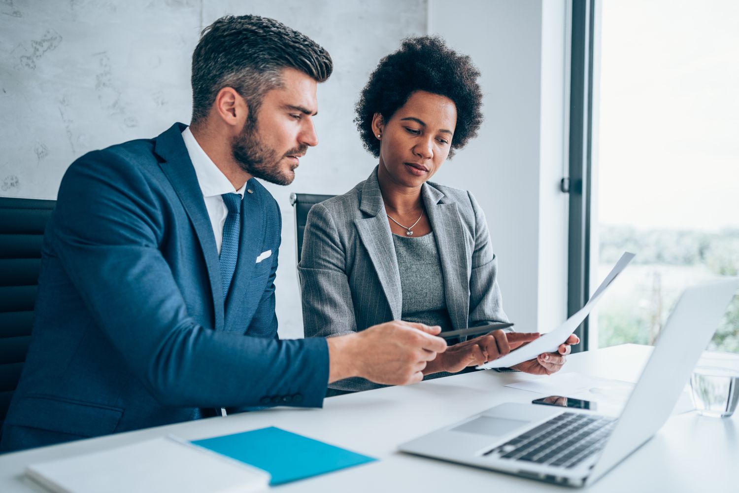 Federal Employees: Optimize Benefits with Life Insurance
