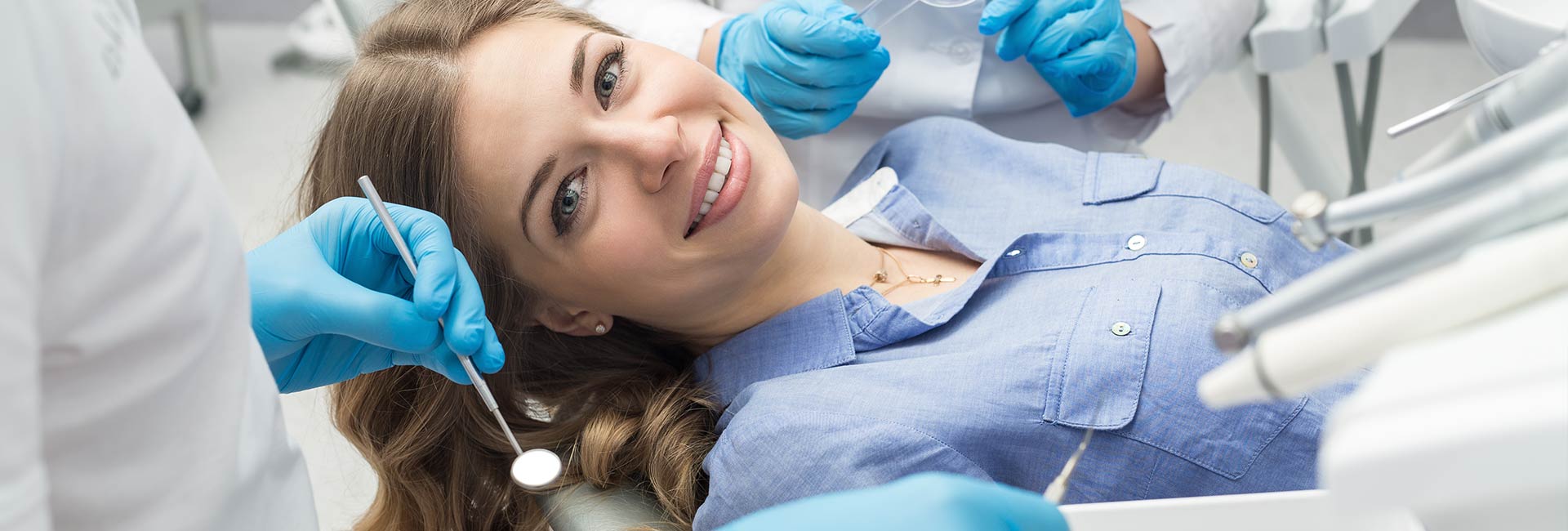 Zahnfleischprobleme: Ursachen, Symptome und Behandlungsmethoden
