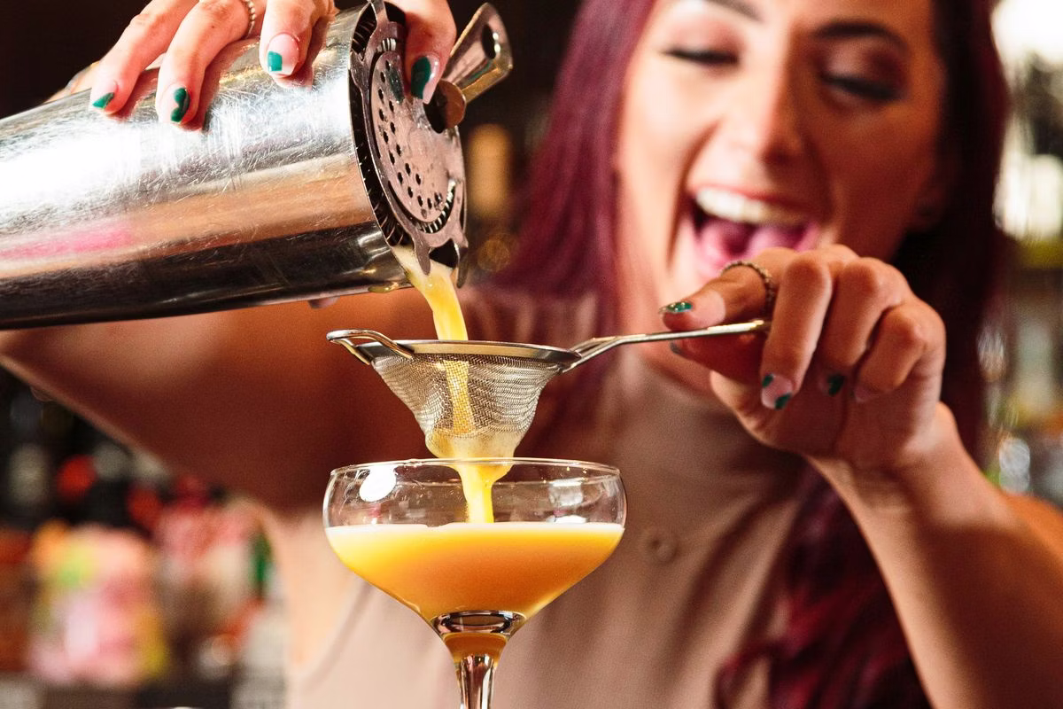 🍸 Cocktailkurs Berlin – Das perfekte Erlebnis für Genuss, Spaß und unvergessliche Momente