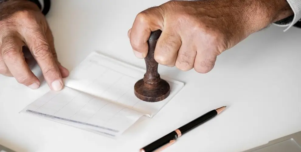 Tipps zur Kontaktaufnahme mit Lizenzanbietern für eine erfolgreiche Gewerbe-Lizenzsuche